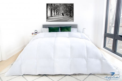 Iceland – 500TC Hutterite White Goose Down Duvet 725 Loft  BY HIGHLAND FEATHER
